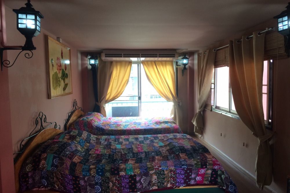 Baankhunmae Apartment Bangkok Luaran gambar